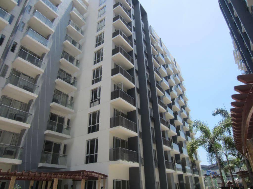 Palm Tree - Genlex Condominium Manila Luaran gambar